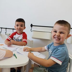 ČASOVI ENGLESKOG JEZIKA HK5 (12)