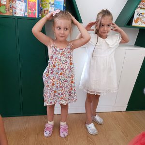 ČASOVI ENGLESKOG JEZIKA HK5 (35)