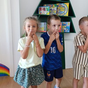ČASOVI ENGLESKOG JEZIKA HK5 (37)