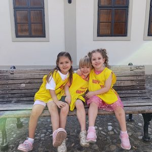 STRAH IMA ŠARENE ČARAPE HK1 (9)