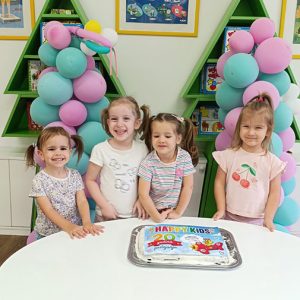 20 GODINA JEDNE VELIKE HAPPY KIDS PORODICE HK4 (5)