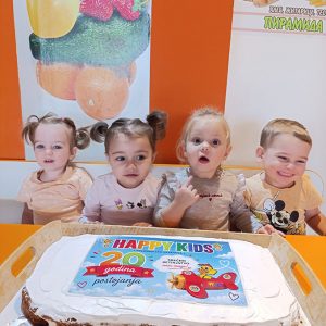 20 GODINA JEDNE VELIKE HAPPY KIDS PORODICE HK5 (27)