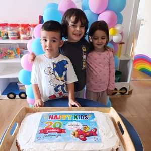 20 GODINA JEDNE VELIKE HAPPY KIDS PORODICE HK5 (37)