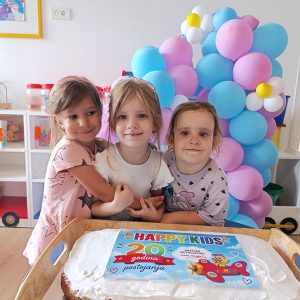 20 GODINA JEDNE VELIKE HAPPY KIDS PORODICE HK5 (40)