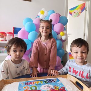20 GODINA JEDNE VELIKE HAPPY KIDS PORODICE HK5 (41)