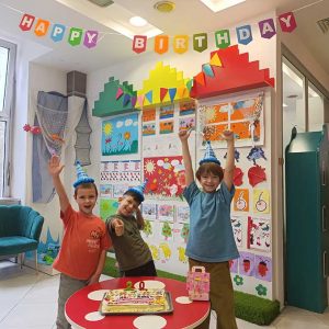 20 GODINA JEDNE VELIKE HAPPY KIDS PORODICE HK6 (12)