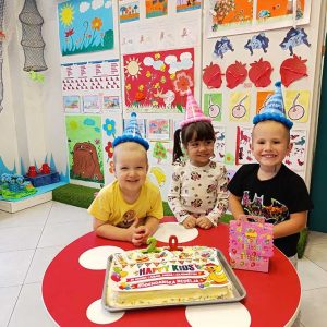 20 GODINA JEDNE VELIKE HAPPY KIDS PORODICE HK6 (22)