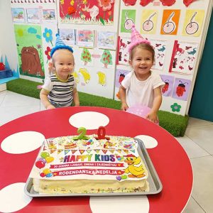 20 GODINA JEDNE VELIKE HAPPY KIDS PORODICE HK6 (5)