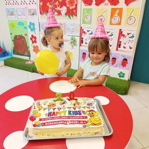20 GODINA JEDNE VELIKE HAPPY KIDS PORODICE HK6 (7)