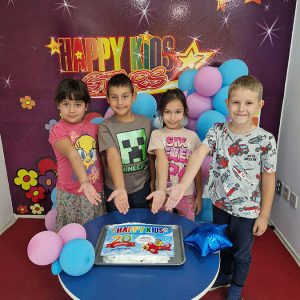 20 GODINA JEDNE VELIKE HAPPY KIDS PORODICE HK7 (13)