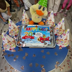 20 GODINA JEDNE VELIKE HAPPY KIDS PORODICE HK7 (20)
