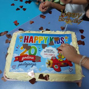 20 GODINA JEDNE VELIKE HAPPY KIDS PORODICE HK9 (8)