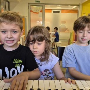MUZIČKO RASTILIŠTE HK6 (27)