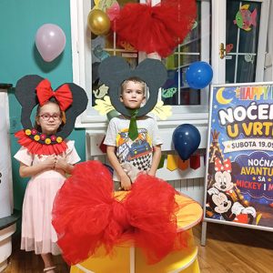 NOĆNA AVANTURA SA MICKEY AND MINNIE HK1 (24)