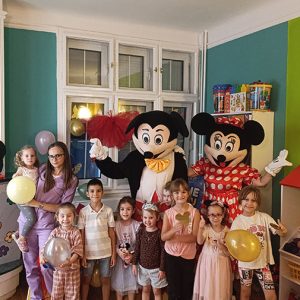 NOĆNA AVANTURA SA MICKEY AND MINNIE HK1 (38)