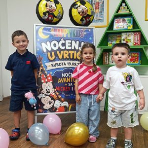NOĆNA AVANTURA SA MICKEY AND MINNIE HK4 (11)