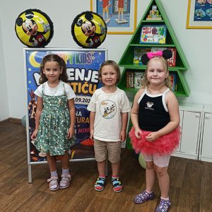 NOĆNA AVANTURA SA MICKEY AND MINNIE HK4 (13)