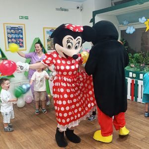 NOĆNA AVANTURA SA MICKEY AND MINNIE HK4 (8)