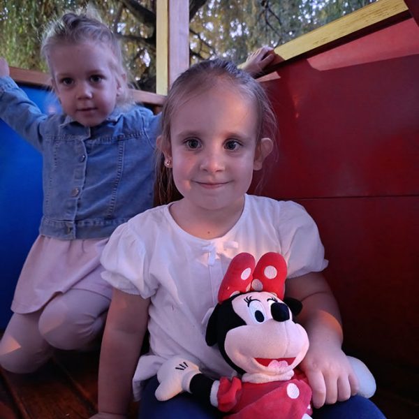 NOĆNA AVANTURA SA MICKEY AND MINNIE HK5 (1)
