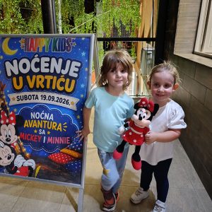 NOĆNA AVANTURA SA MICKEY AND MINNIE HK5 (3)