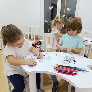 NOĆNA AVANTURA SA MICKEY AND MINNIE HK5 (5)