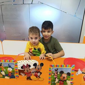 NOĆNA AVANTURA SA MICKEY AND MINNIE HK6 (13)