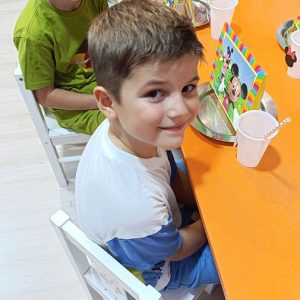 NOĆNA AVANTURA SA MICKEY AND MINNIE HK7 (10)