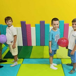 NOĆNA AVANTURA SA MICKEY AND MINNIE HK7 (14)