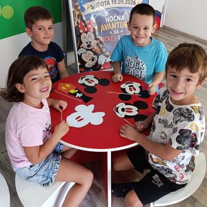 NOĆNA AVANTURA SA MICKEY AND MINNIE HK7 (34)