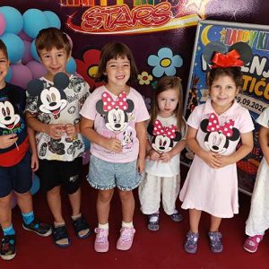 NOĆNA AVANTURA SA MICKEY AND MINNIE HK7 (42)