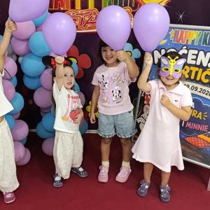 NOĆNA AVANTURA SA MICKEY AND MINNIE HK7 (6)