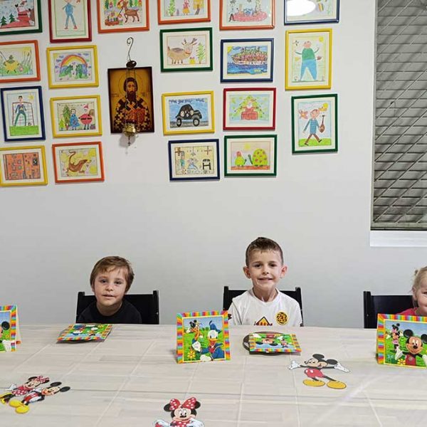 NOĆNA AVANTURA SA MICKEY AND MINNIE HK9 (1)