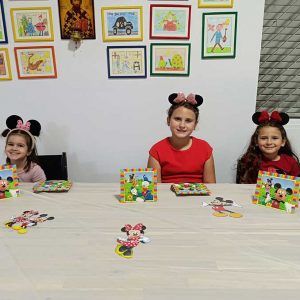 NOĆNA AVANTURA SA MICKEY AND MINNIE HK9 (4)
